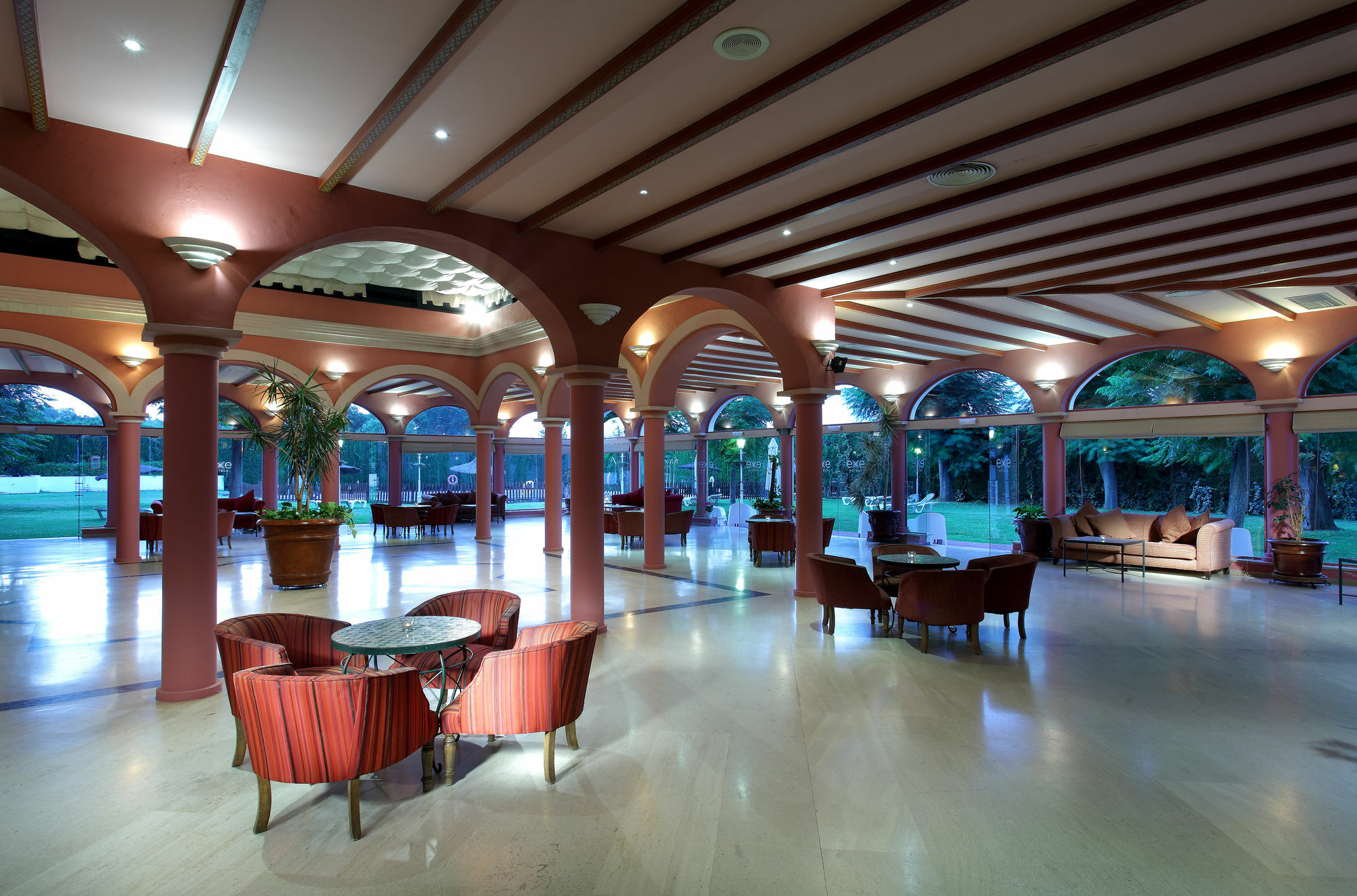 Exe Gran Hotel Solucar Sanlúcar la Mayor Exteriér fotografie